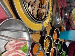 -青瓦炭韩潮烤肉(花园道店)