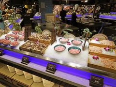 自助取餐区-V-ONE西雅图海鲜自助餐厅(仓山万达广场店)