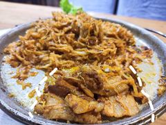 酸菜五花肉-味之朝·烤盘牛肉·松兰拌饭