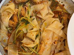 -汗腾格里·风味餐厅(新疆驻京办店)