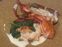 -丽思卡尔顿·炙焰·铁板烧餐厅