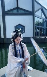 -一揽芳华汉服旗袍体验馆(拙政园店)