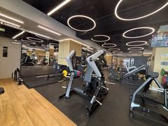 -Z&B Fitness Studio·Gym(前滩L+PLAZA店)