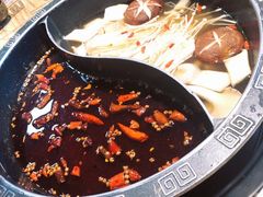 -销魂美蛙鱼头火锅(上海首店)