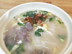 -熊大师牛羊粉(红谷凯旋店)