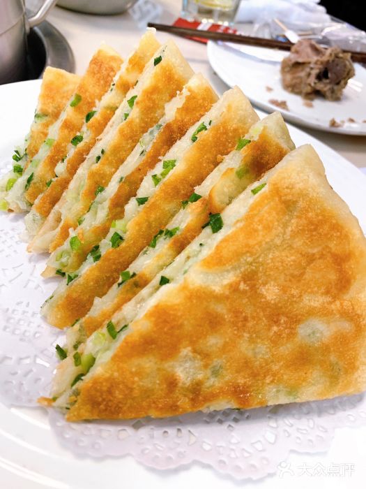 浩爷羊蝎子火锅(双榆树店)专家葱花饼图片