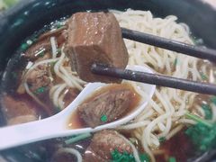 -李先生牛肉面大王(北京站售票厅餐厅)