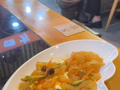 -炖四方东北铁锅炖·烧烤小龙虾(中豪国际店)