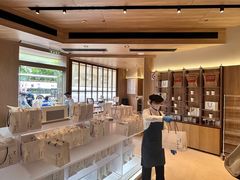 -银座仁志川·生吐司专门店(香港广场店)