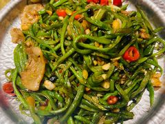 -95号酱骨·一块豆腐(展春园西路店)