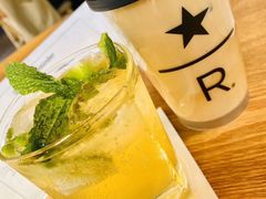 -星巴克臻选(上海合生汇1F店)