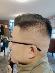 -Libertines barbershop 浪子理发店