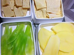 火锅绝配-热火朝天鲜切牛肉火锅(南强街巷店)