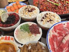 -萍姐火锅·公路夜市(武汉首店)