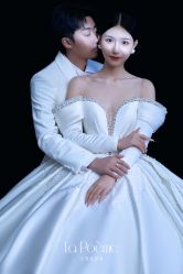 -乐派诗婚纱摄影