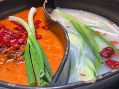 鸳鸯锅-钢管厂五区小郡肝串串香(奥克斯广场锦城万达店)