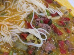 -粉小主·贵州酸汤牛肉粉(南京仙林金鹰店)