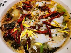 招牌老坛酸菜鱼-江渔儿酸菜鱼·拔草餐厅(虎门君乐汇店)