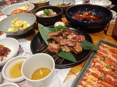 -草家酱蟹炭火烤肉店(珲春南路一店)
