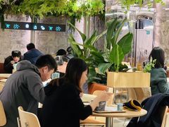 大堂-老乡鸡(上海白玉兰广场店)