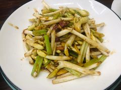 -民间瓦缸煨汤館(嵩山路店)