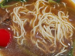 -牛吃草牛肉面(翠柏路店)