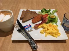 -必胜客(漕宝路店)