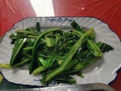 炒时蔬-好地方花椒鸡