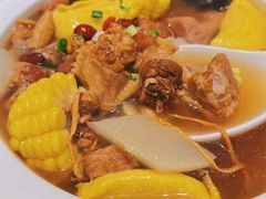 -江城小馆陕南妈妈菜·全球旅行餐厅(钟楼店)