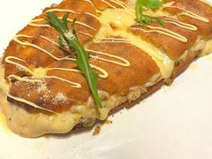 爆浆金枪鱼披萨-造精酿餐厅