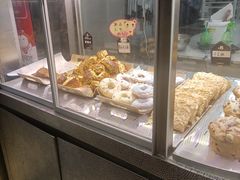 面包甜点陈列柜-糖涩(新佳丽店)