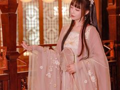 -汉仪华裳汉服馆(豫园店)
