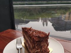 黑森林切角-BLAQ咖啡(骏豪店)