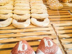 -BROAD面包路·欧式面包(龙湖时代C馆店)
