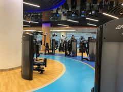 -康斐斯健身(银泰创意城店)
