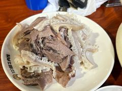-何永光123鲜牛肉馆(1号店)