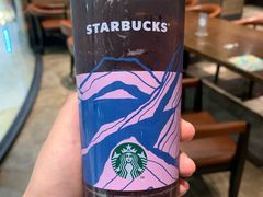 璃光石榴冷翠-星巴克臻选(南京艾尚天地店)