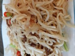 -今鲜源酒店·海鲜锅贴青岛菜(新湛路店)