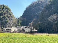 -高荡千年布依古寨旅游景区