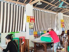 -满記土窑烧鷄波浪山莊