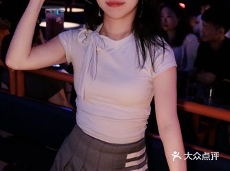 发朋友圈都以为我去了韩国！好有氛围！