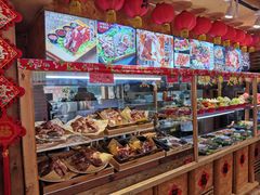 面包甜点陈列柜-闯关东东北农家菜(崂山石老人店)