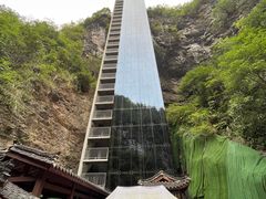 -蝶舞清江·恩施地心谷景区