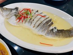 -七的湖·晚芳亭·阳澄湖农家菜·大闸蟹(莲花岛店)