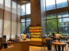 -星巴克臻选(杭州嘉里中心1F店)