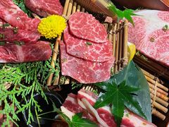 -山川小町·极番烧肉(新地假日广场店)