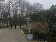 -伦敦比斯特购物村