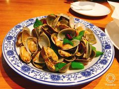 -泉畔人家·老济南经典鲁菜(大明湖店)