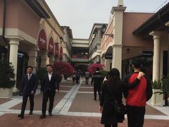 -佛罗伦萨小镇广佛名品奥特莱斯(疏港路店)