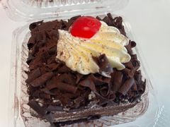 -红宝石·鲜奶小方·海派西点房(控江店)